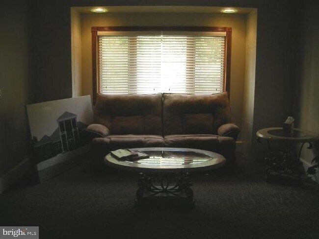 Building Photo - 1535 Allegheny Way