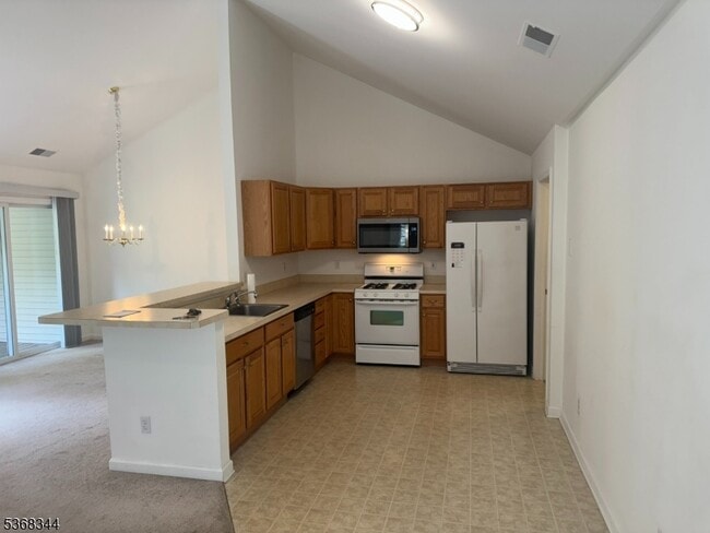 Building Photo - 24 Bourne Cir