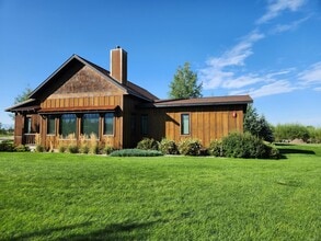 Building Photo - 7125 Springhill Rd