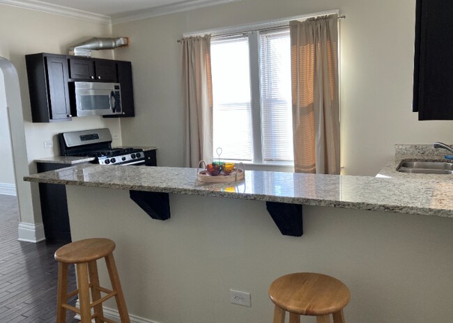 Foto del edificio - 3442 S Emerald Ave