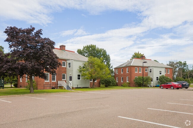 Building Photo - Ethan Allen