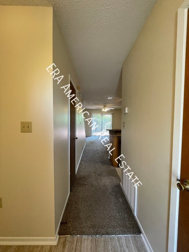 Building Photo - 419 Hollywood Blvd NW