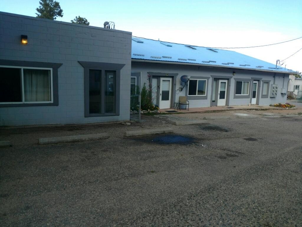 Primary Photo - 2073 Petersen Rd