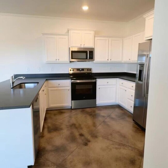 Building Photo - 10502 Stone Meadow Dr