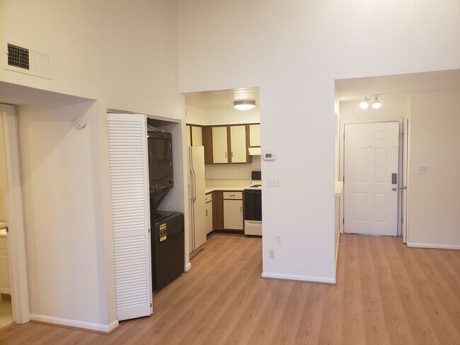 Foto del edificio - BEACH BOROUGH