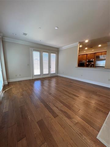 Building Photo - 6505 Bandera Ave