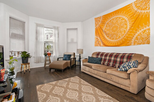 Foto del edificio - 3044 N Avers Ave