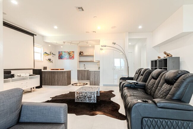 Foto del edificio - 2418 SE 28th St