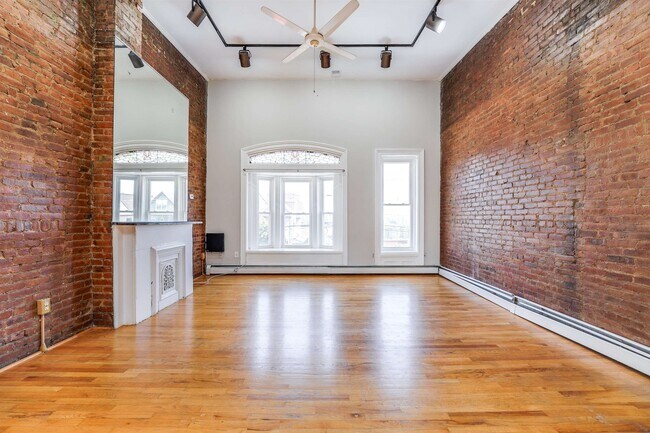 Building Photo - 1209 Palisade Ave