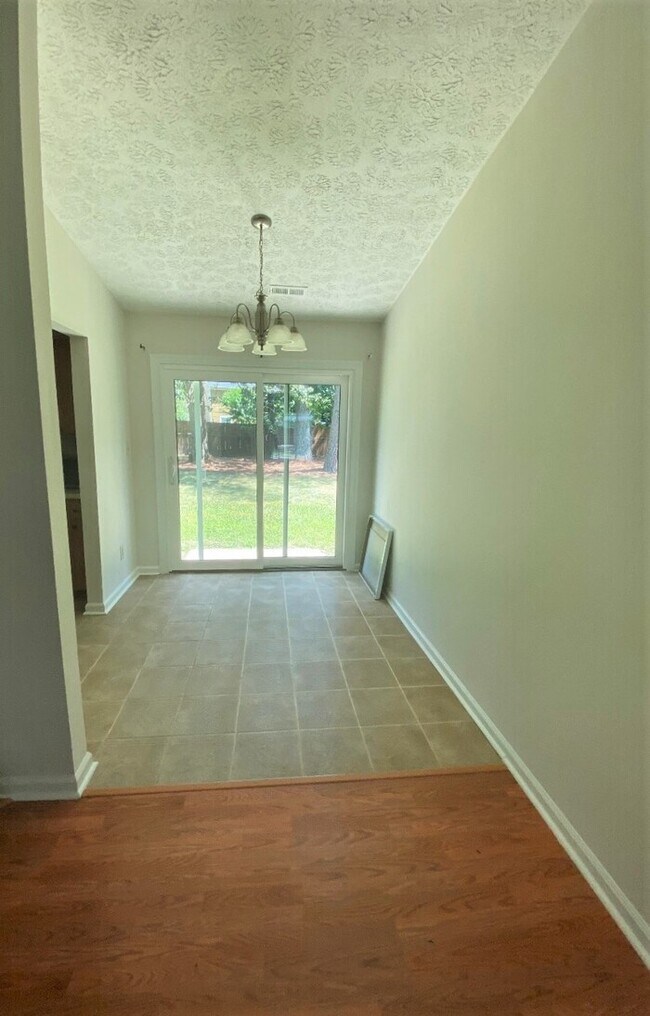 Building Photo - 5104 Duckworth Ct