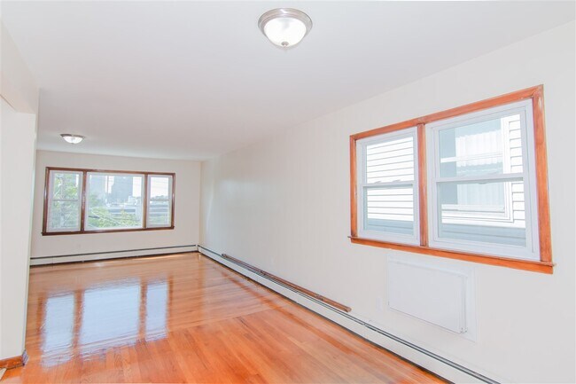 Building Photo - 24 Trenton St