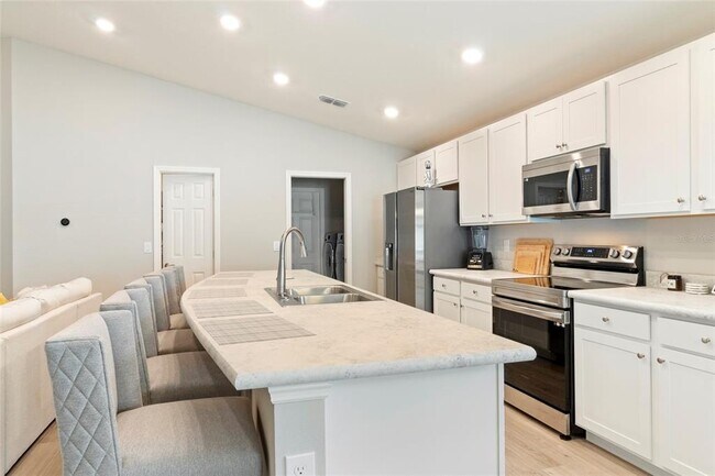 Building Photo - 1204 Mezzavalle Wy