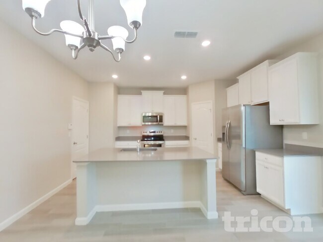Building Photo - 9762 Lemon Grass Ln