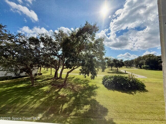 Foto del edificio - 1600 Woodland Dr