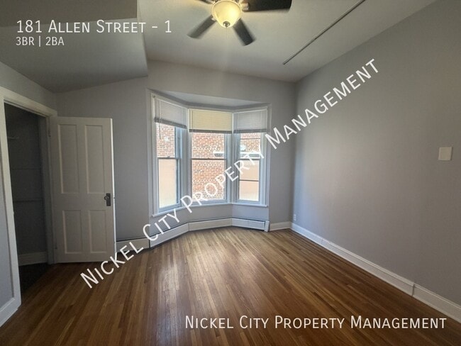 Building Photo - 181 Allen St
