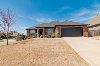 Building Photo - 1683 S Laurel Landing