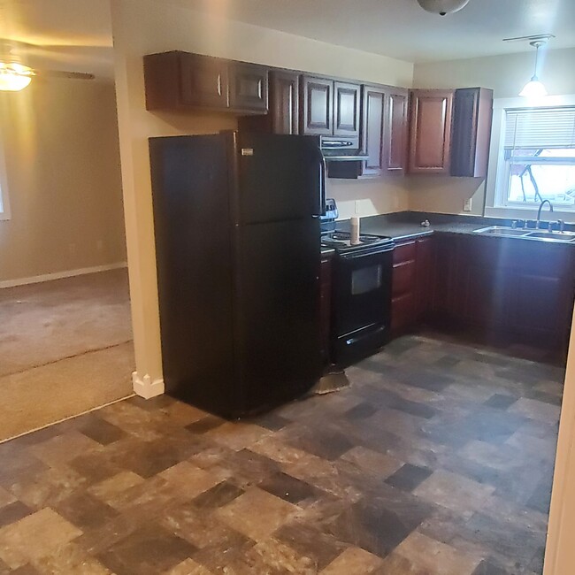 kitchen - 1403 Main St