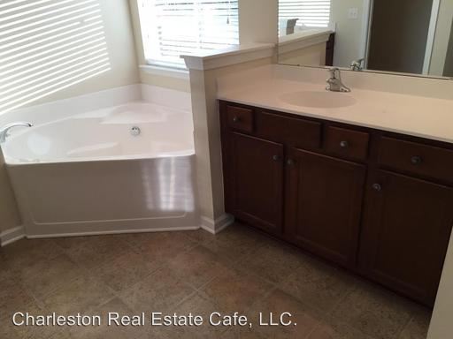 Building Photo - 2911 Amberhill Way