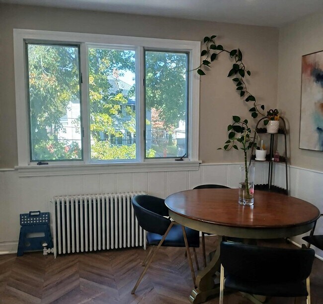 Foto del edificio - 132 Thorndike St