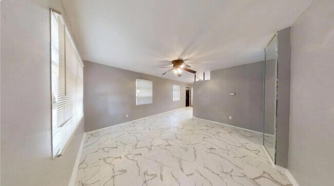 Foto del edificio - 4123 W 19th Pl