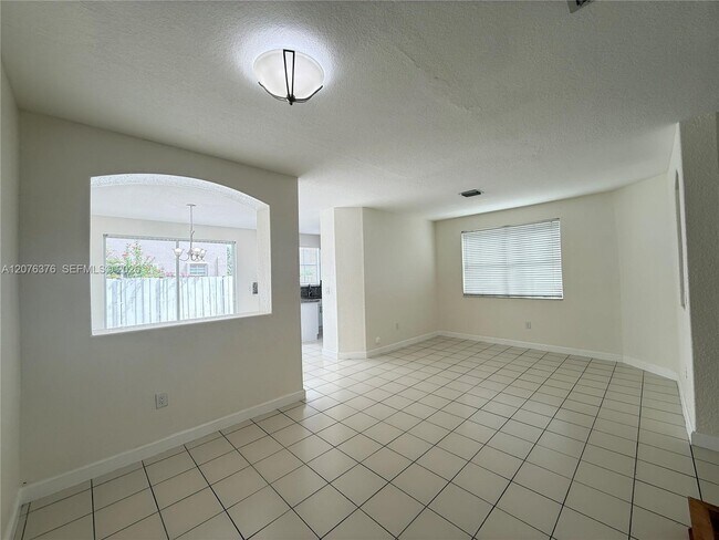 Foto del edificio - 15131 SW 23rd Ln