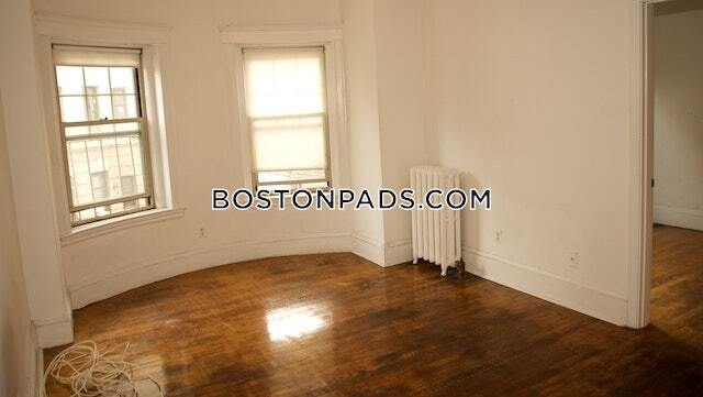 Building Photo - 1315 Commonwealth Ave