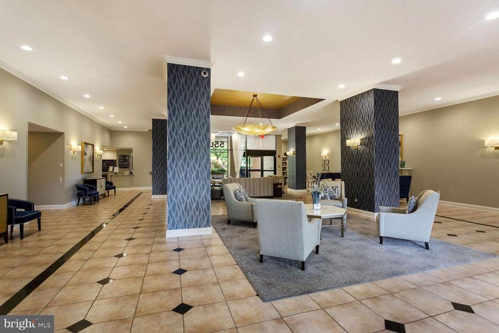 Foto principal - 5500 Holmes Run Pkwy