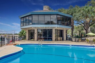 Building Photo - Pearl Park Apartments