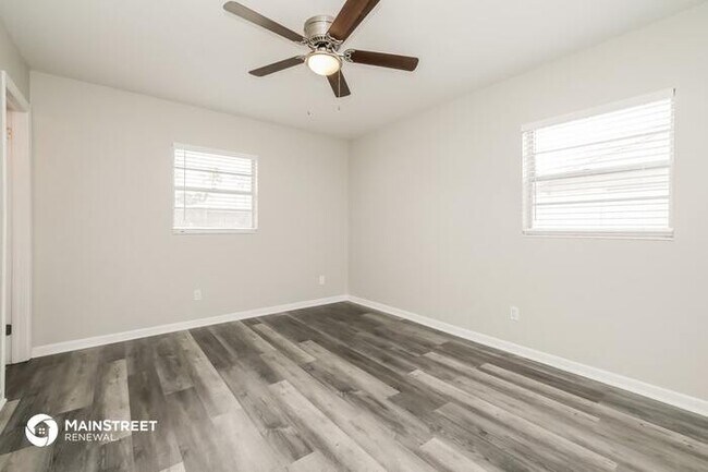 Foto del edificio - 6419 Wilshire Dr, Tampa, FL 33615