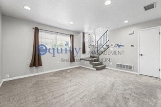 Building Photo - 1808 W Homestead Farms Ln