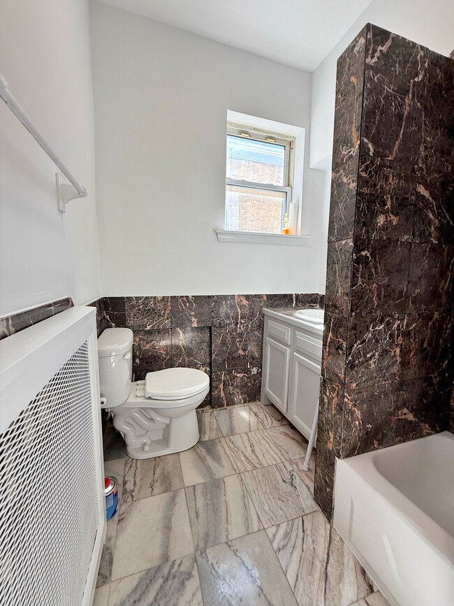 Photo - 2408 S Juniper St House