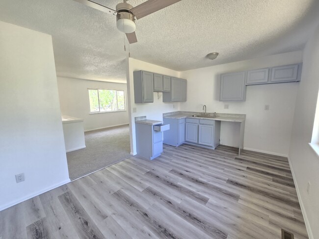 Building Photo - 4566 Adieu Cir