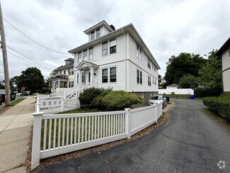 Building Photo - 78 Hunnewell Ave