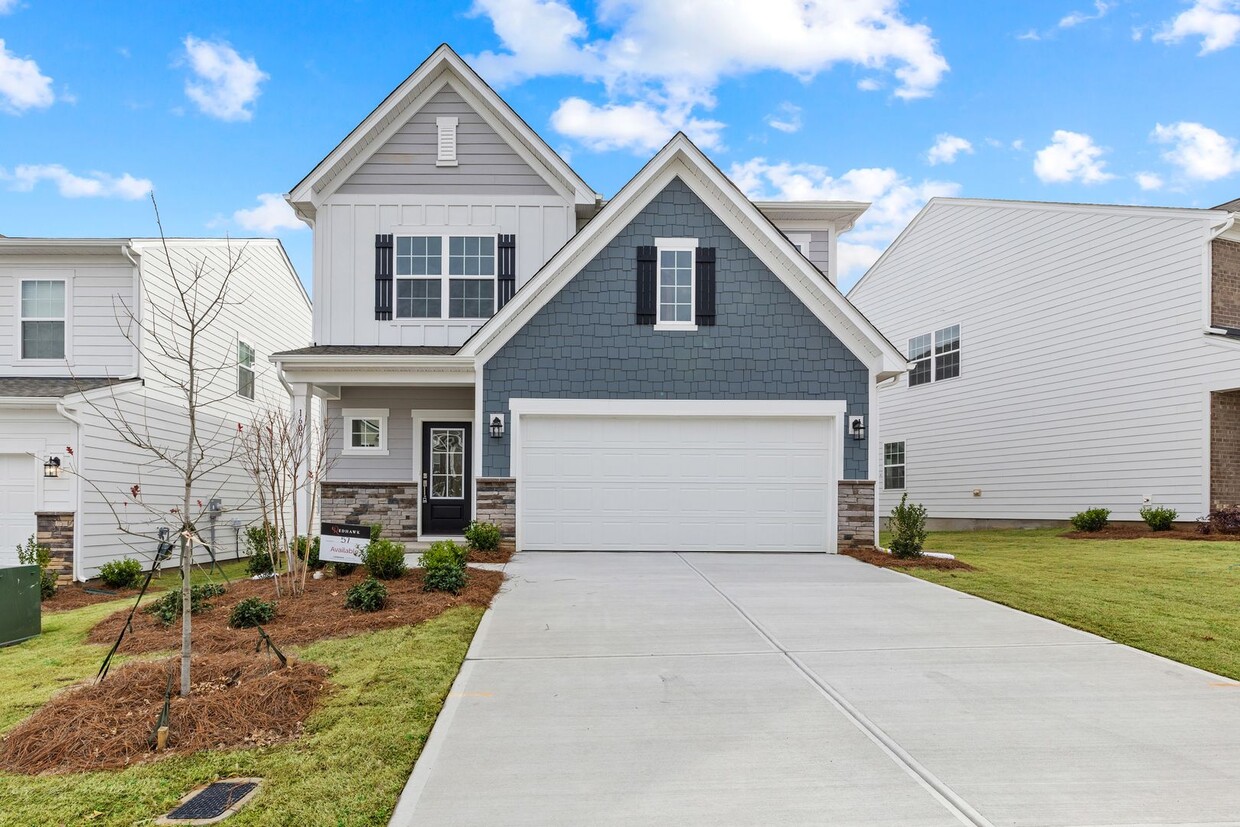 Beautiful, New Construction in Cozy Cramerton Community - Beautiful, New Construction in Cozy Cramerton Community