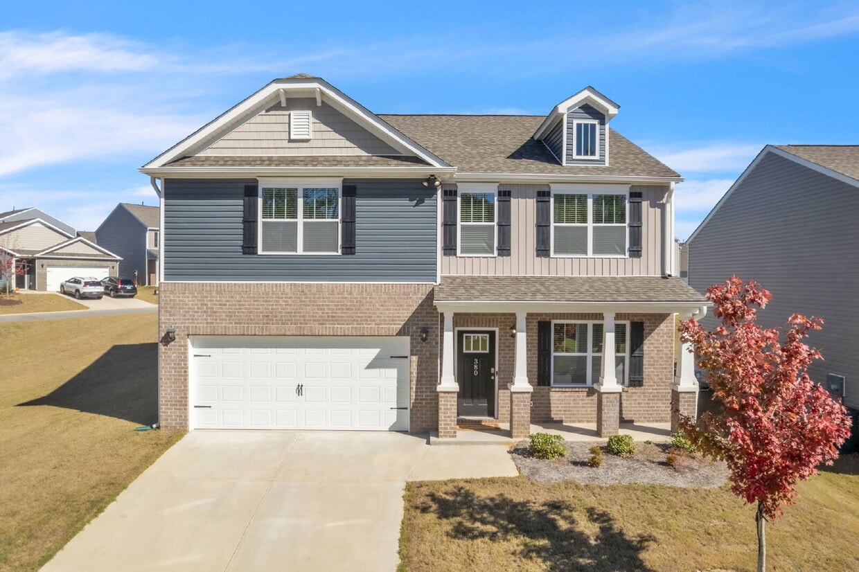 Foto principal - Modern 4BR Home with Loft & 2.5 Baths in W...