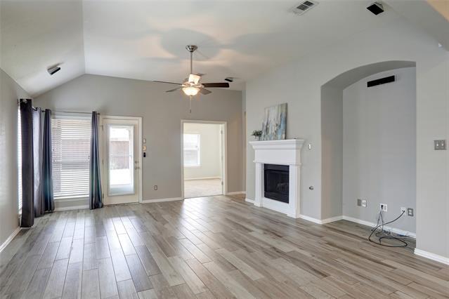 Building Photo - 2804 Cascade Cove Dr