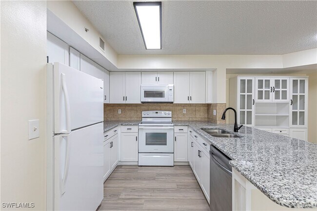 Foto del edificio - 1275 Wildwood Lakes Blvd