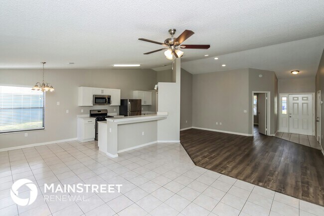 Foto del edificio - 1228 Sleepy Hollow Ln