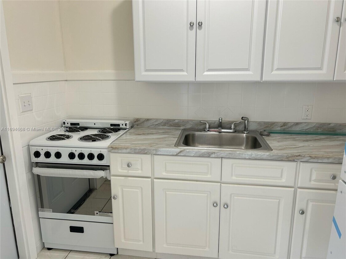 Building Photo - 8201 Abbott Ave