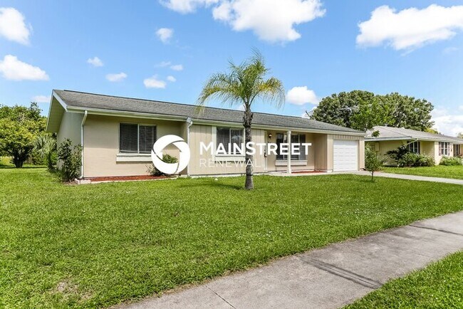 Foto del edificio - 3 Bedroom Pet-Friendly Home in North Port, FL with Main Street Renewal