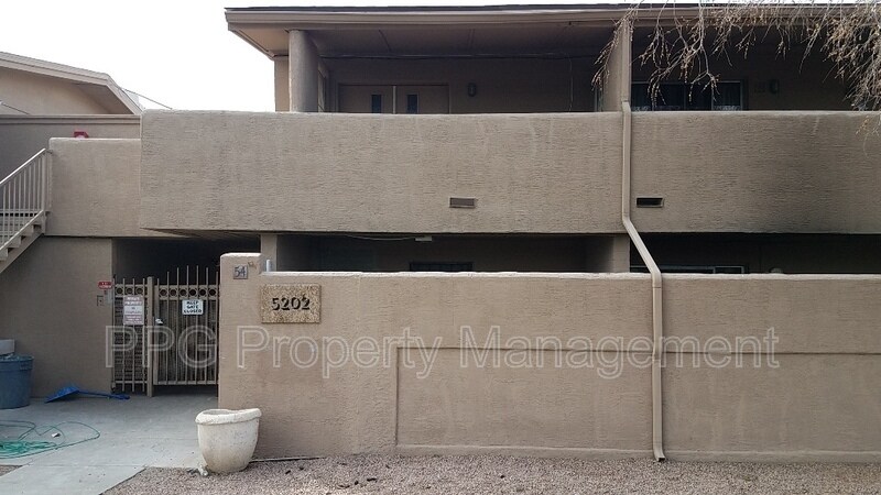 Photo - 5202 N 8th Pl