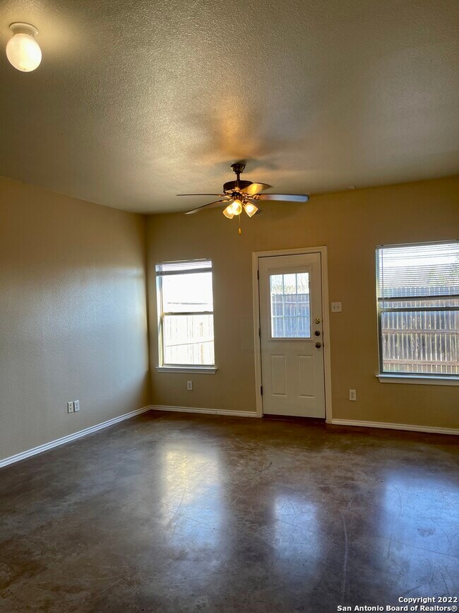 Foto del edificio - 10714 Mathom Landing