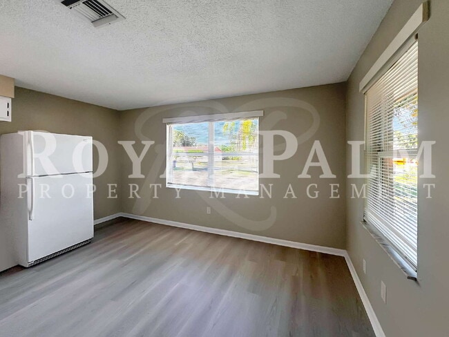 Foto del edificio - 1BR/1BA First Street Fort Myers - Freshly Renovated & Actually Affordable!