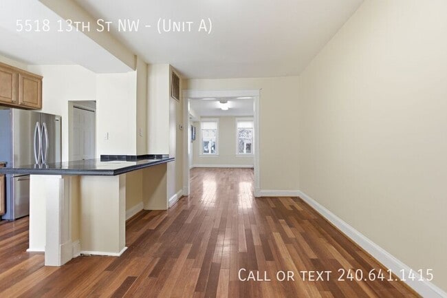 Foto del edificio - 5518 13th St NW