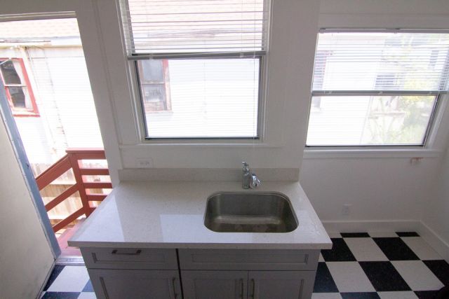 Foto del edificio - 1928 36th Ave