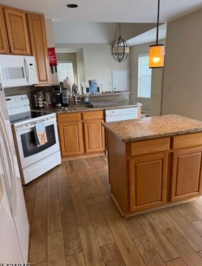 Foto del edificio - 2 Oak Knoll Ln