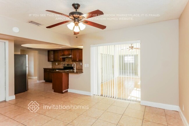 Building Photo - 3180 NW 40th Ct