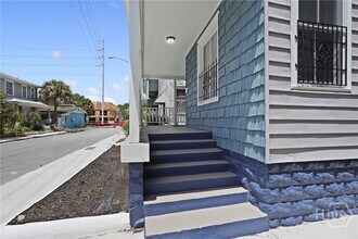 Building Photo - 306 W 42nd St