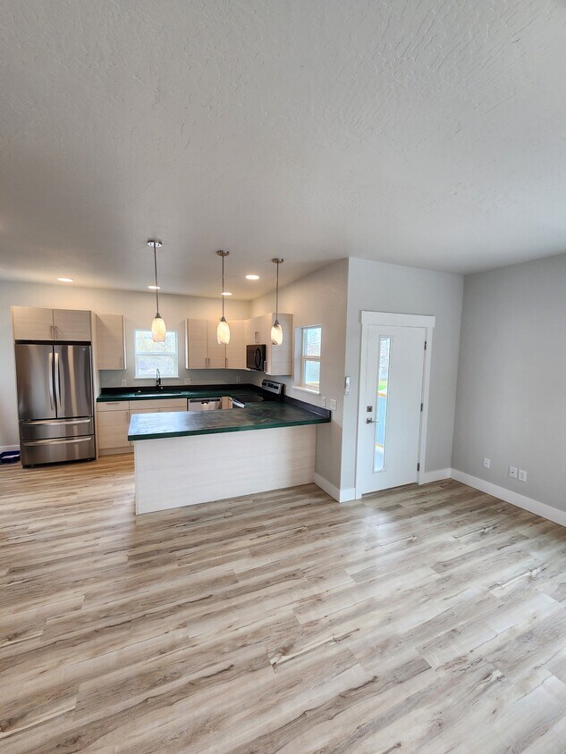 Kitchen - 1200 Howell St