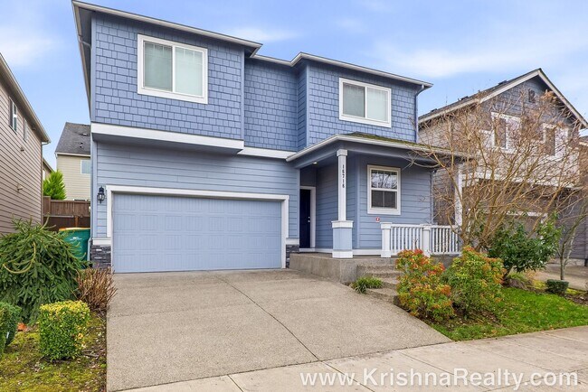 Building Photo - Lovely 4 BD | 2.5 BA | Single-Family Home in The Commons at Abbey Creek | Highly Desirable North ...